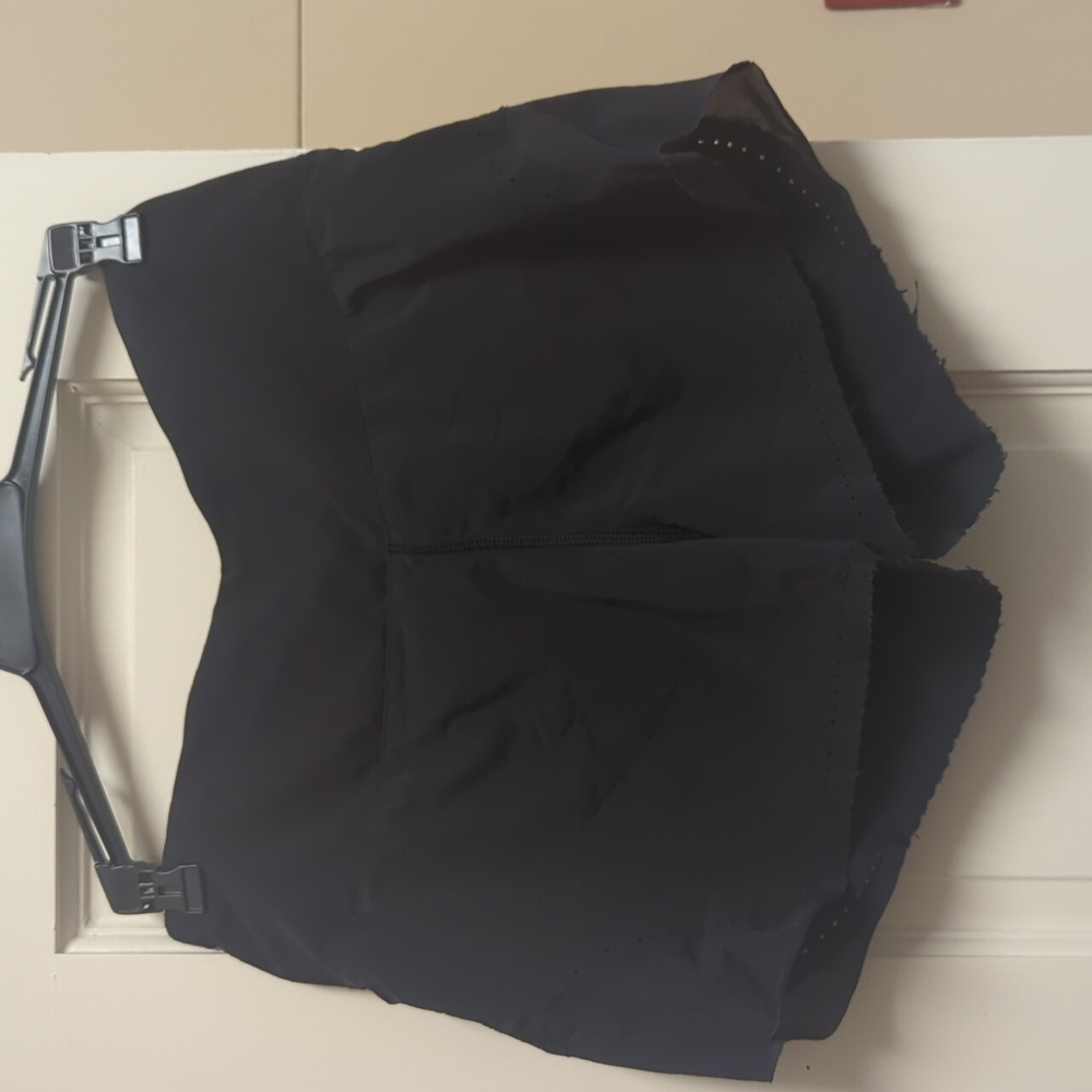 Lululemon laser cut Black shorts, Size 4